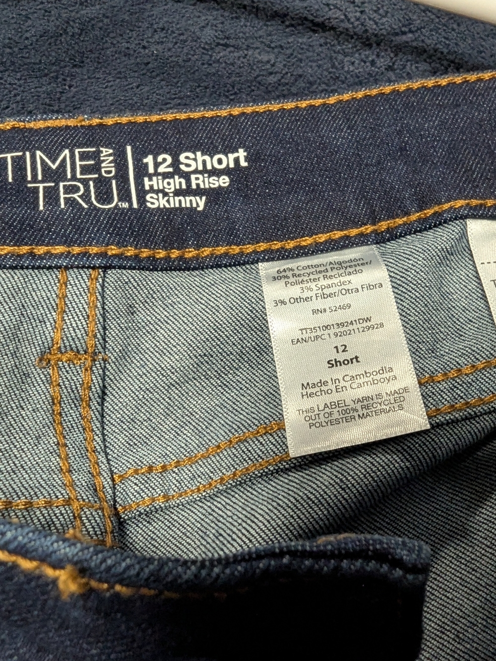 Time and Tru Dark Wash Women’s Jeans - Dark Blue - Picture 3 of 3